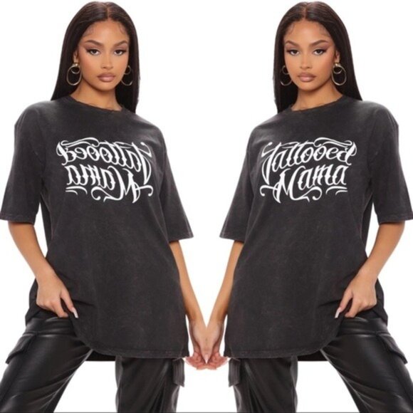 Fashion Nova ✦ Tattooed Mama Oversized Tee ✦ Black Wash White Script Graphic - Picture 4 of 9